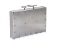 briefcase.aluminum.2