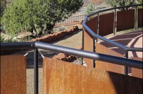 handrail.rusted.steel.anodized.3