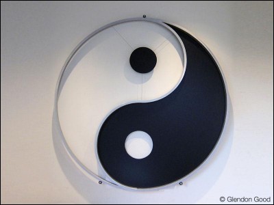 sculpture.yin.yang1