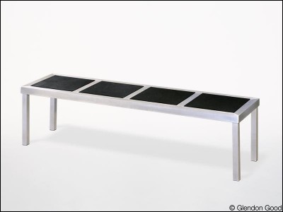 seating.ionia.bench.aluminum.leather.1