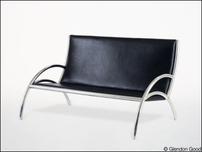 seating.isis.leather.aluminum.sofa1