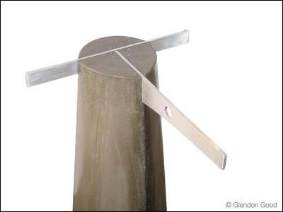 table.glass.concrete.alu.dg3