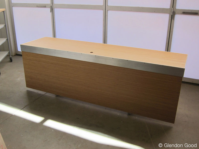 ReceptionDesk2