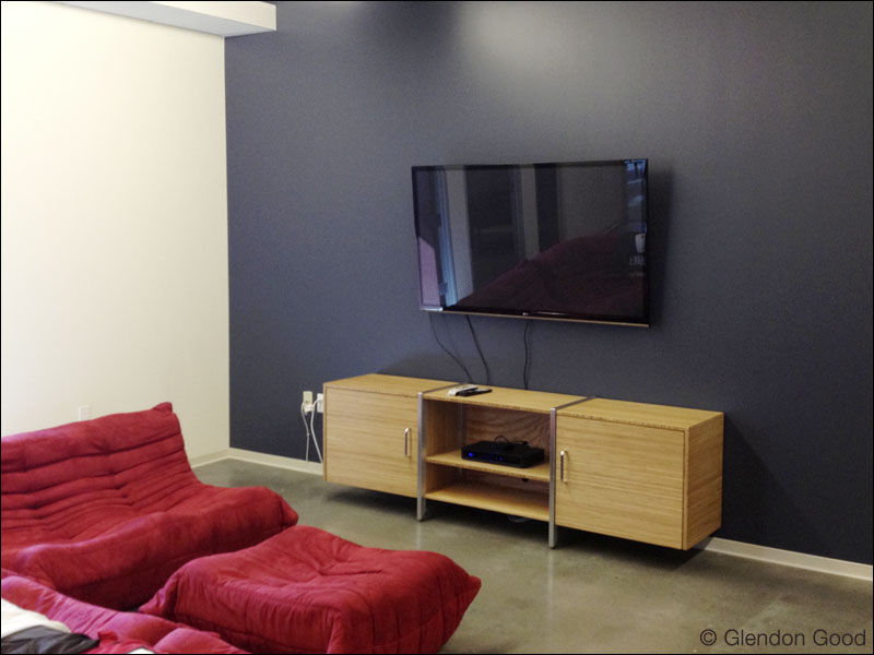 entertainment.cabinet.loc